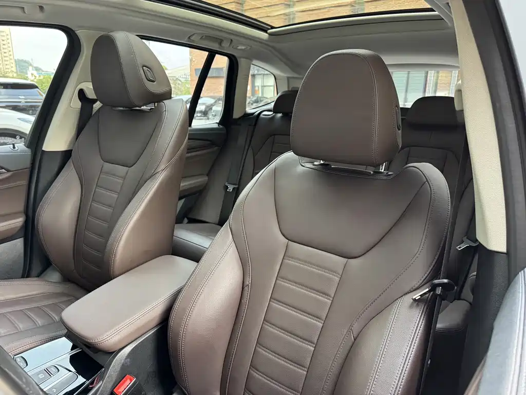 BMW X3 — миниатюра 18