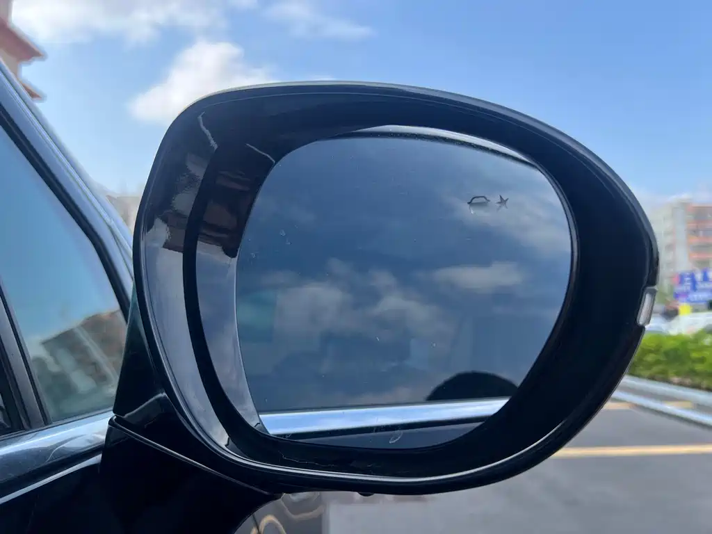 Buick Envision Plus — миниатюра 15
