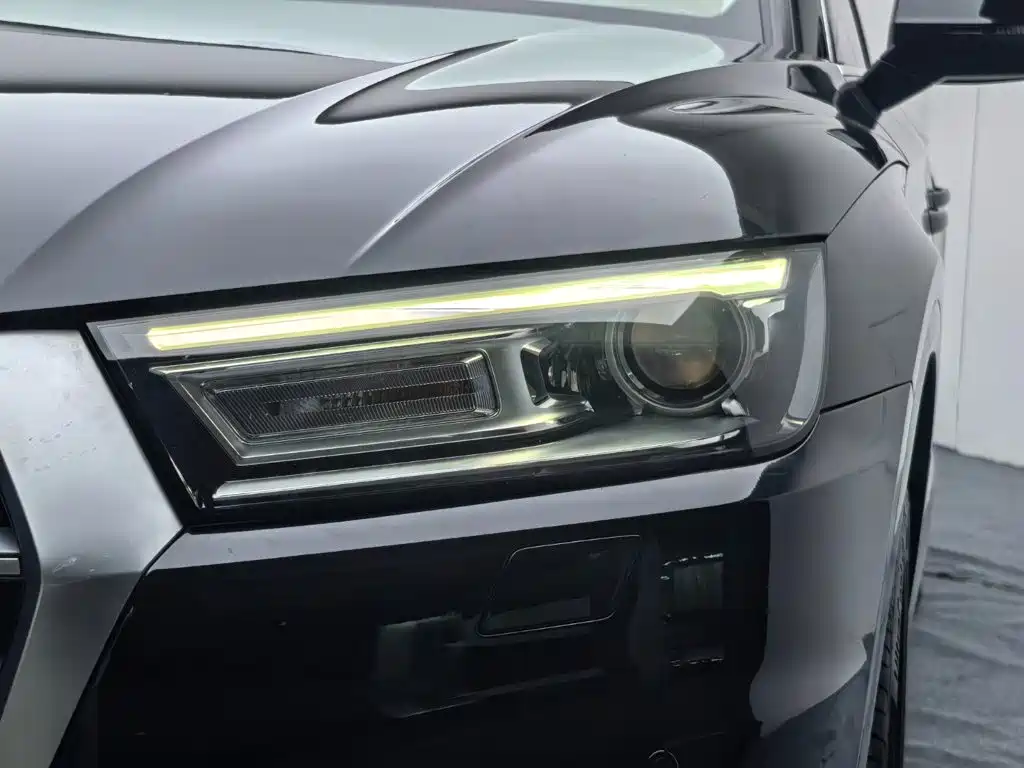 Audi Q5L — миниатюра 18