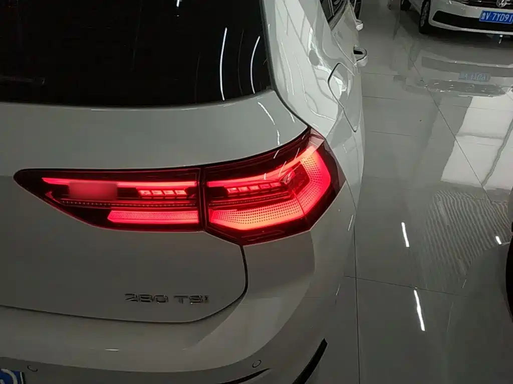 Volkswagen Golf — миниатюра 8