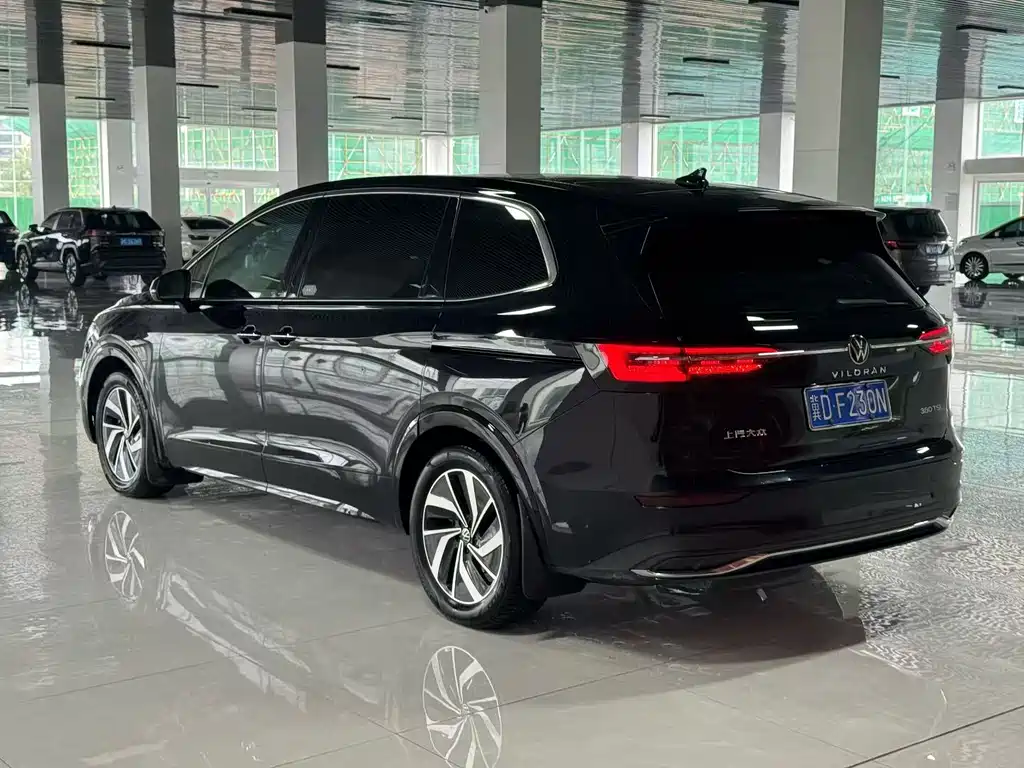 Volkswagen Viloran 2023 380TSI