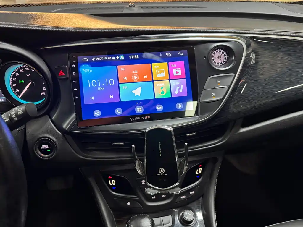 Buick Envision Plus — миниатюра 14