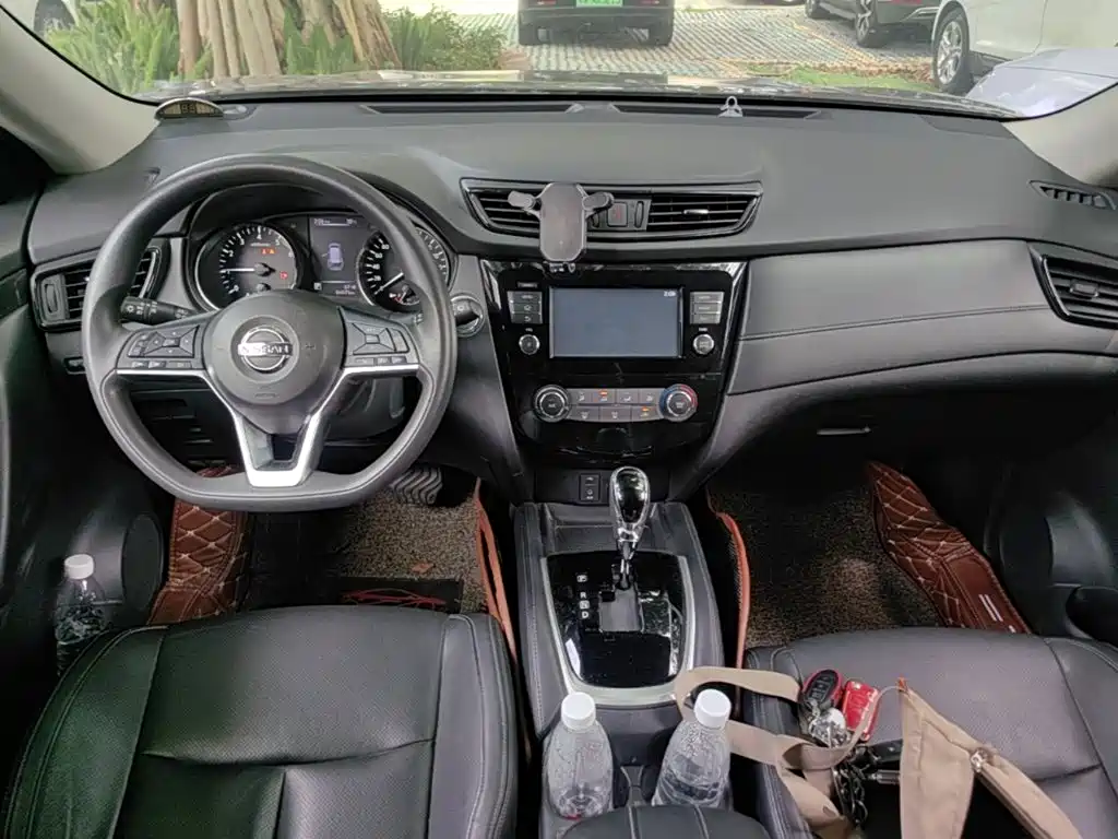 Nissan X-Trail — миниатюра 10