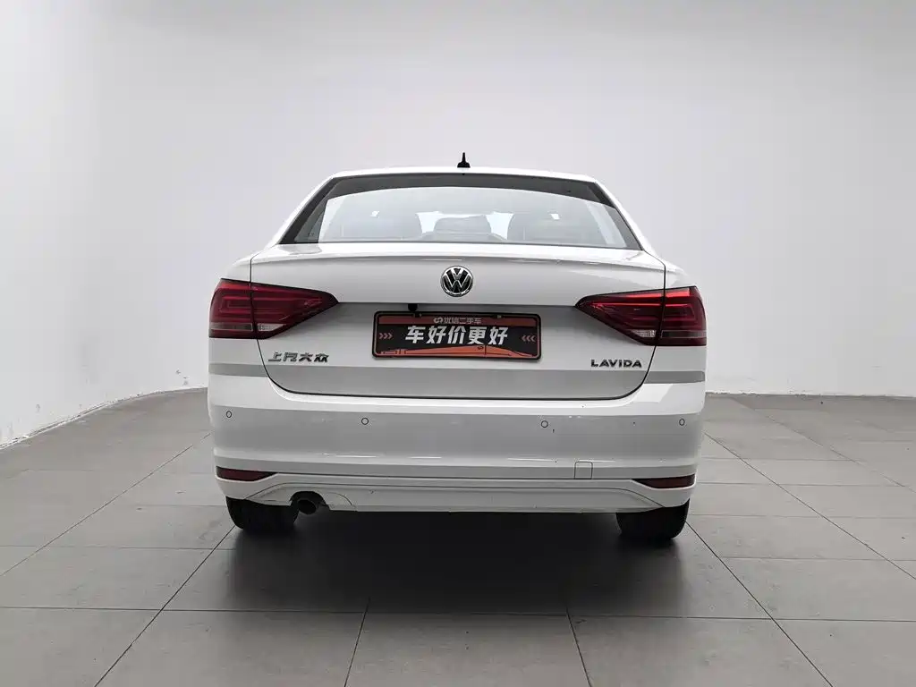 Volkswagen Lavida — миниатюра 4
