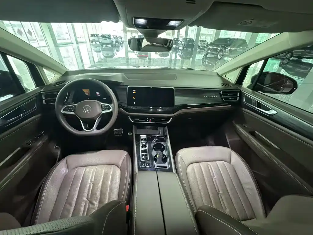 Volkswagen Viloran 2023 380TSI