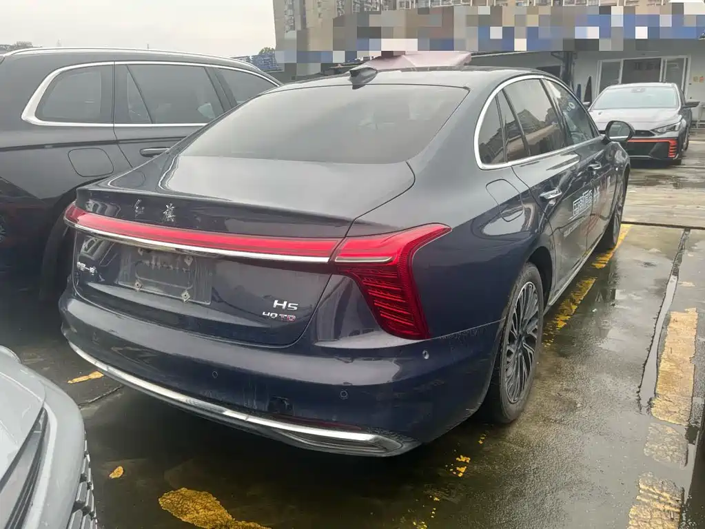 Hongqi Hongqi H5 — миниатюра 4