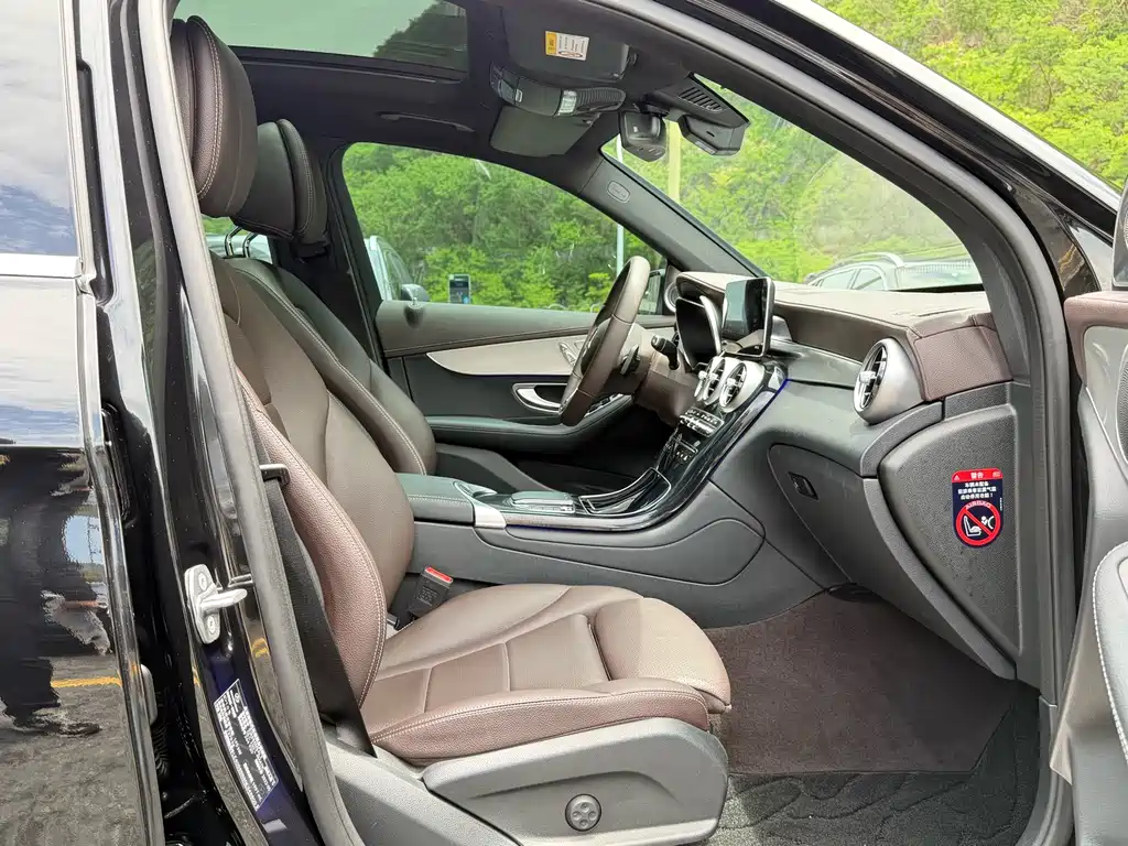 Mercedes-Benz GLC 2022 GLC 260 L 4MATIC