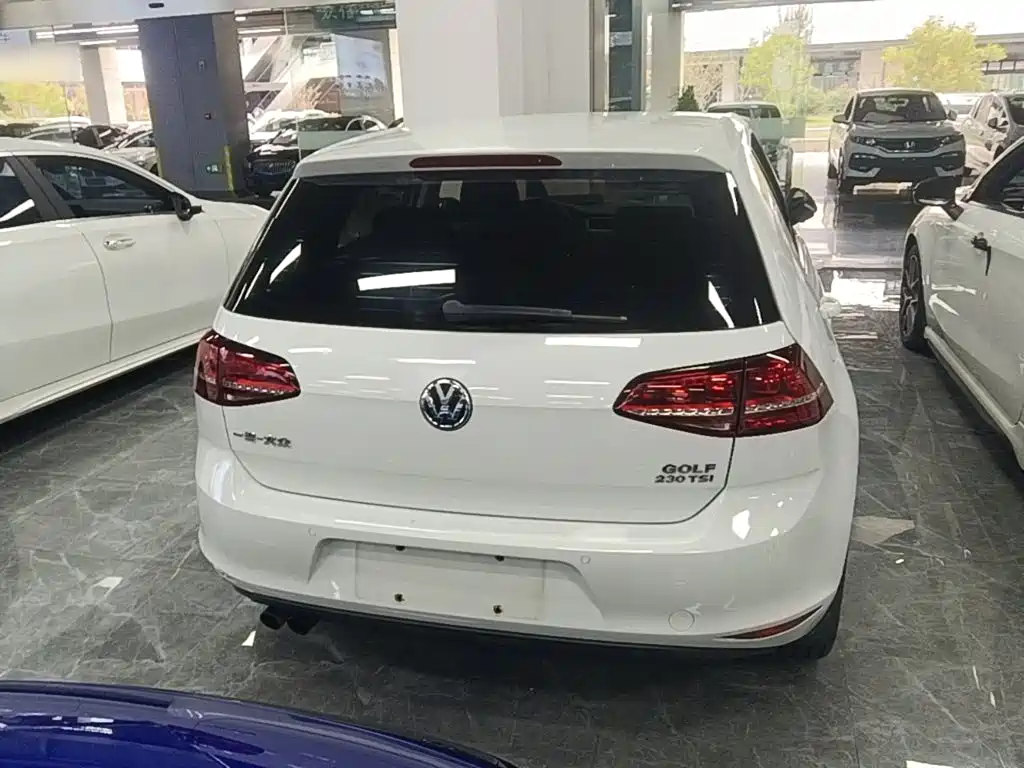 Volkswagen Golf — миниатюра 6