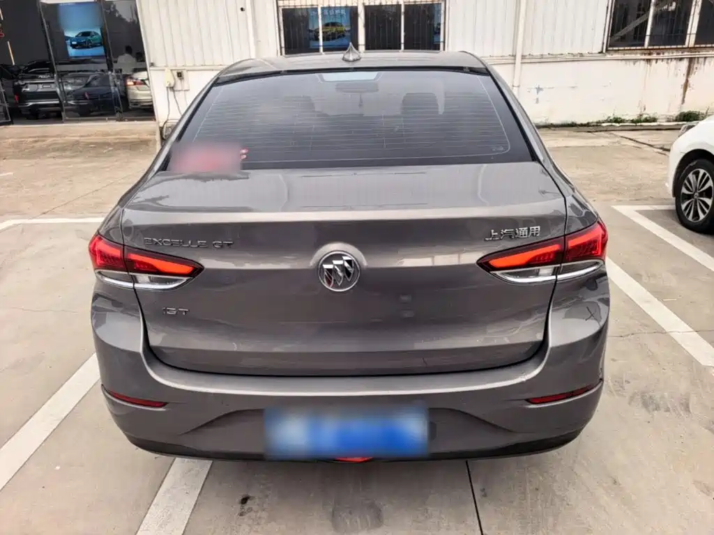 Buick Excelle — миниатюра 6