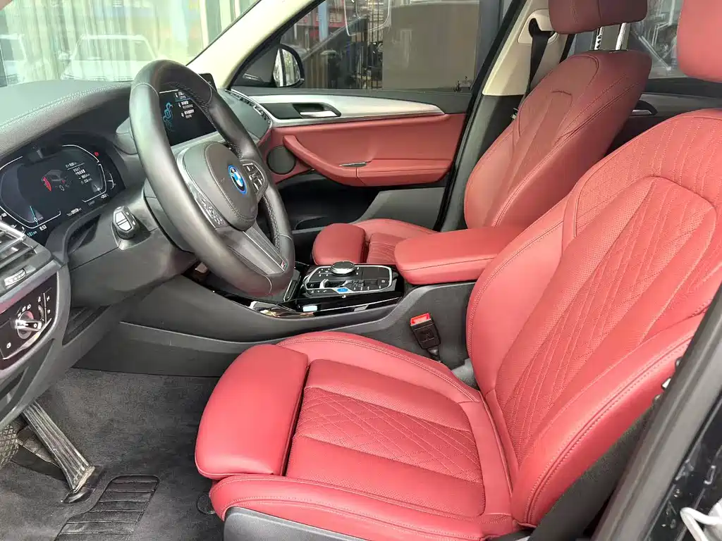 BMW iX3 — миниатюра 8