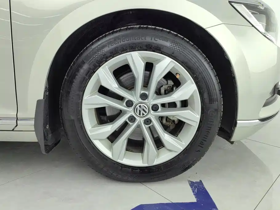 Volkswagen Magotan — миниатюра 6