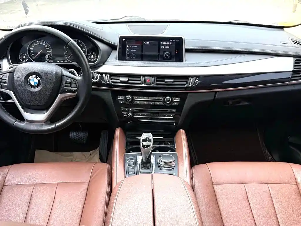 BMW X6 2015 xDrive35i Lead