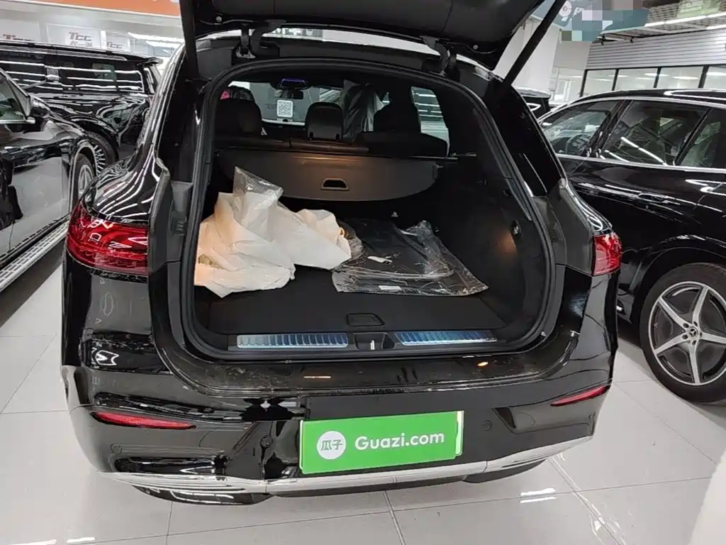 Mercedes-Benz EQS SUV — миниатюра 19