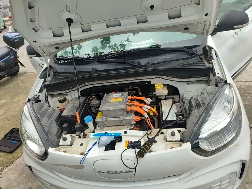 Roewe Clever — миниатюра 16