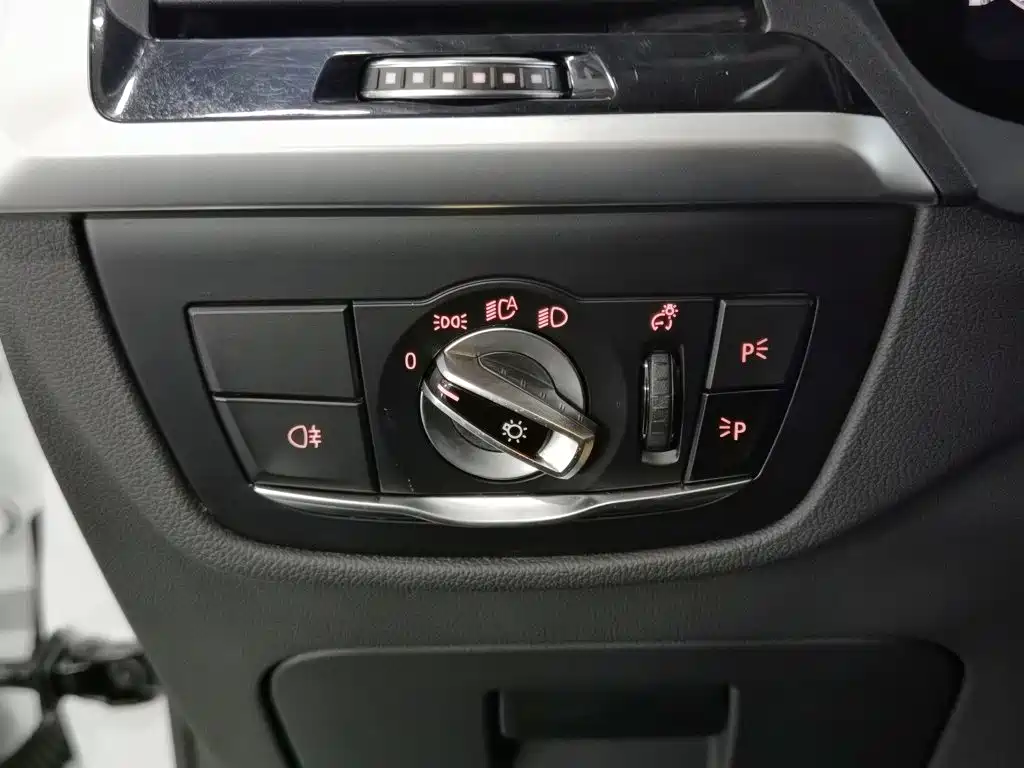 BMW X3 — миниатюра 21