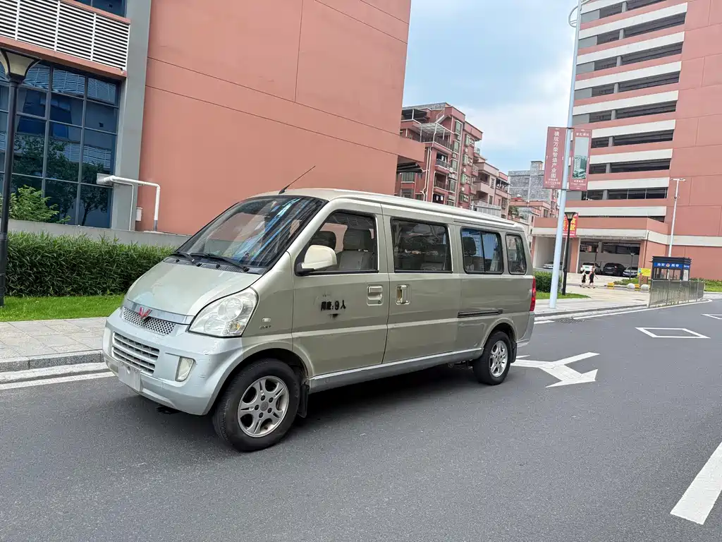 Wuling Rongguang — миниатюра 3