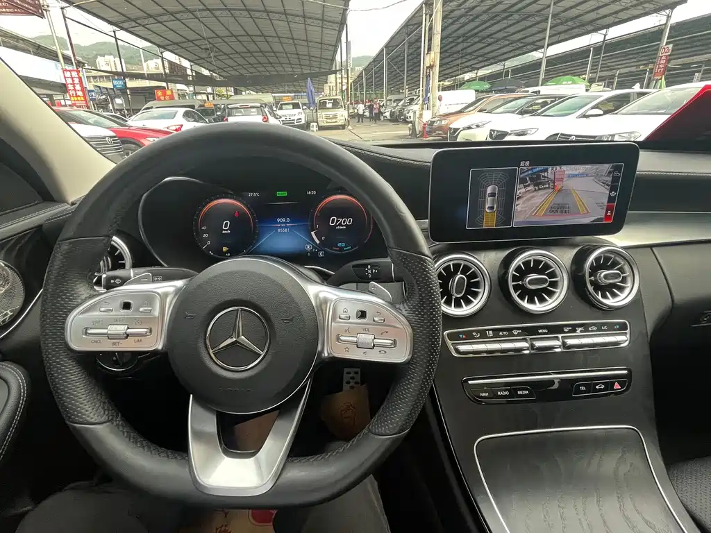 Mercedes-Benz C-Class — миниатюра 13