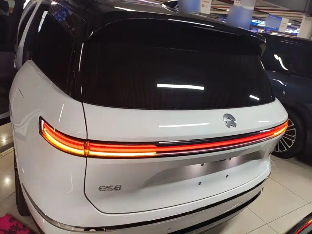 NIO ES8 — миниатюра 6