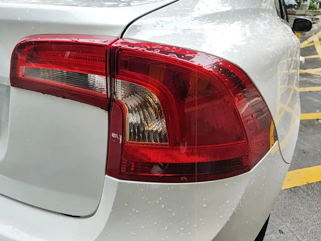 Volvo S60 — миниатюра 8