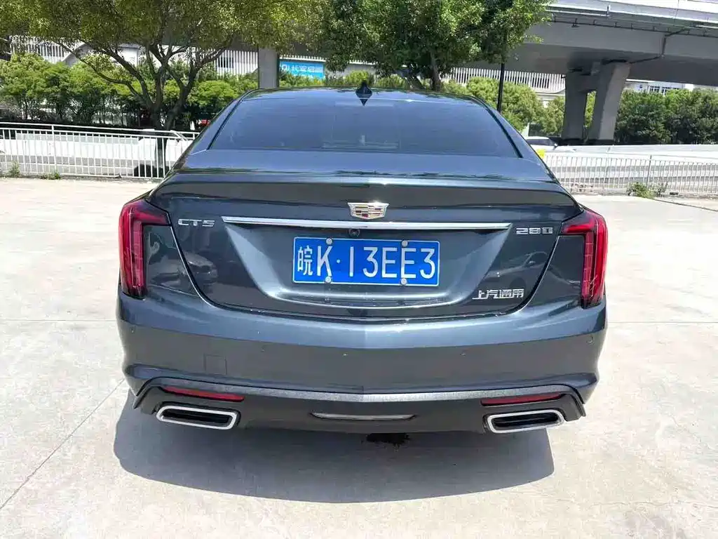 Cadillac CT5 — миниатюра 2