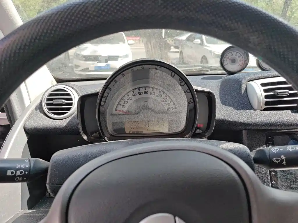 smart Smart Fortwo — миниатюра 7