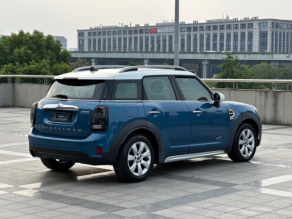 MINI Mini Countryman — миниатюра 7