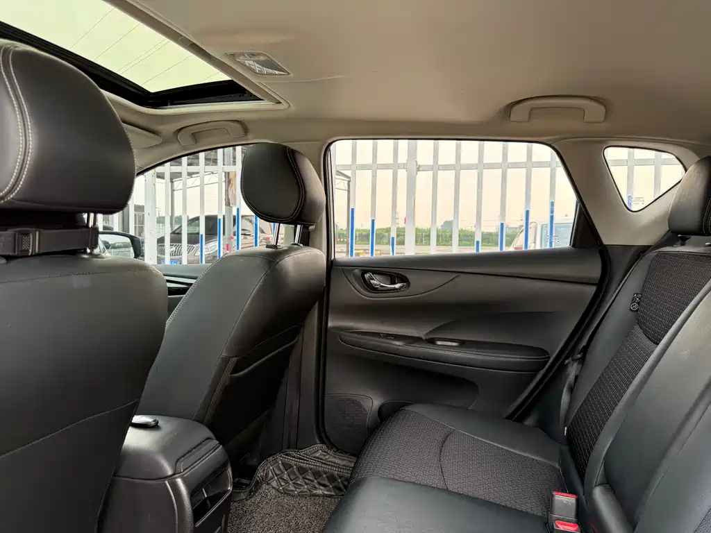 Nissan Tiida 2019 1.6L CVT Smart VI
