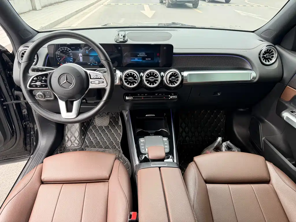 Mercedes-Benz GLB — миниатюра 7