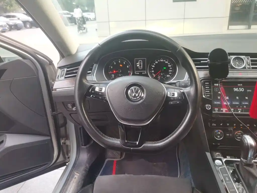 Volkswagen Magotan — миниатюра 3