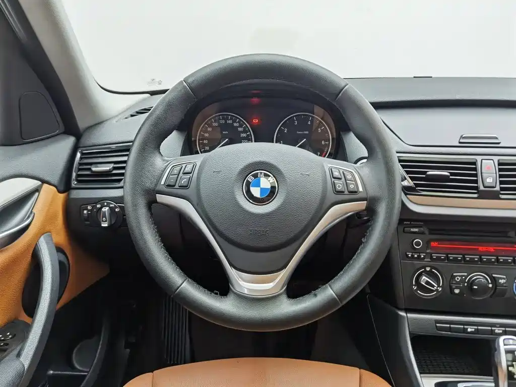 BMW X1 — миниатюра 11