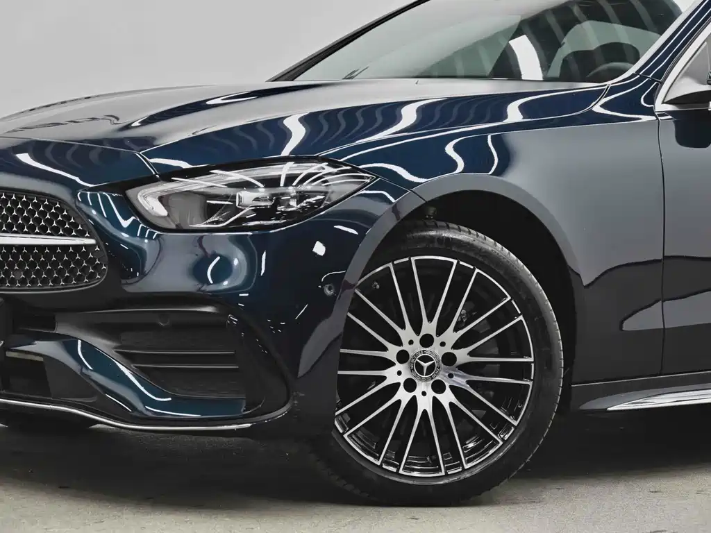 Mercedes-Benz C-Class — миниатюра 15