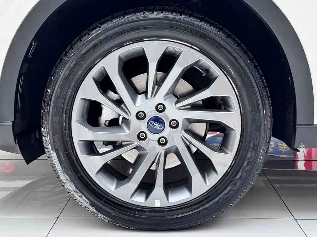Ford Equator — миниатюра 7