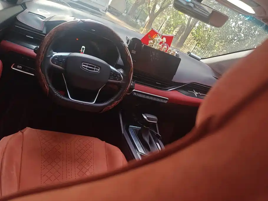 Geely Emgrand S — миниатюра 12