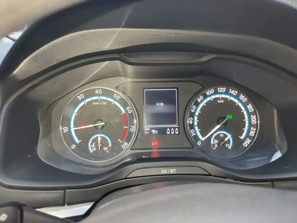 Skoda Karoq — миниатюра 4