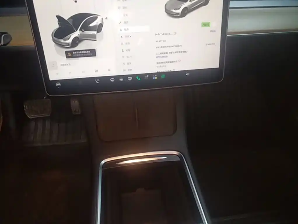 Tesla Model 3 — миниатюра 14