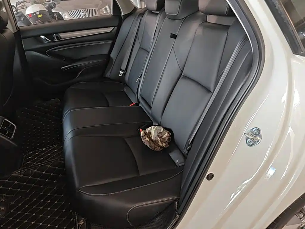 Honda Inspire — миниатюра 17
