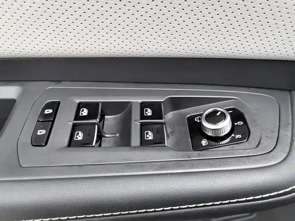 Volkswagen Teramont — миниатюра 9