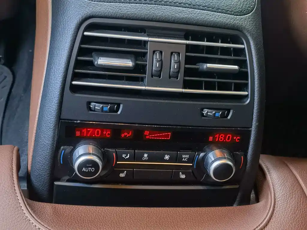 BMW 6 Series — миниатюра 10