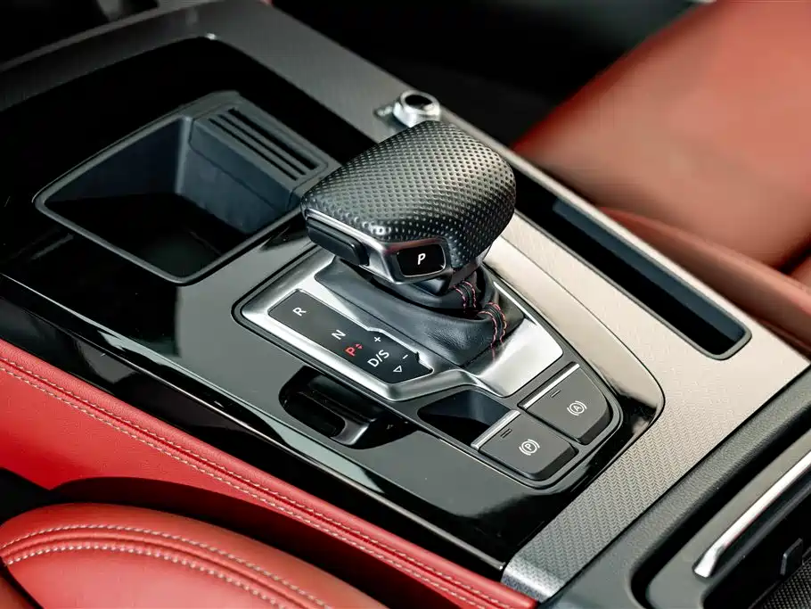 Audi Q5L — миниатюра 11