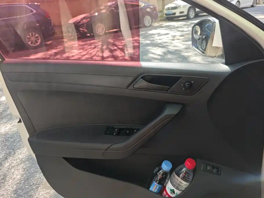 Volkswagen Jetta — миниатюра 7