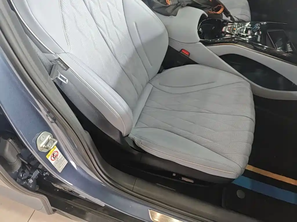 BYD Seal — миниатюра 25