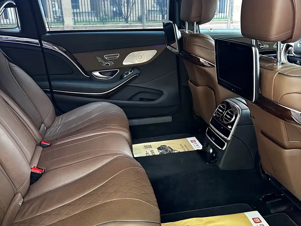 Mercedes-Benz S-Class — миниатюра 10