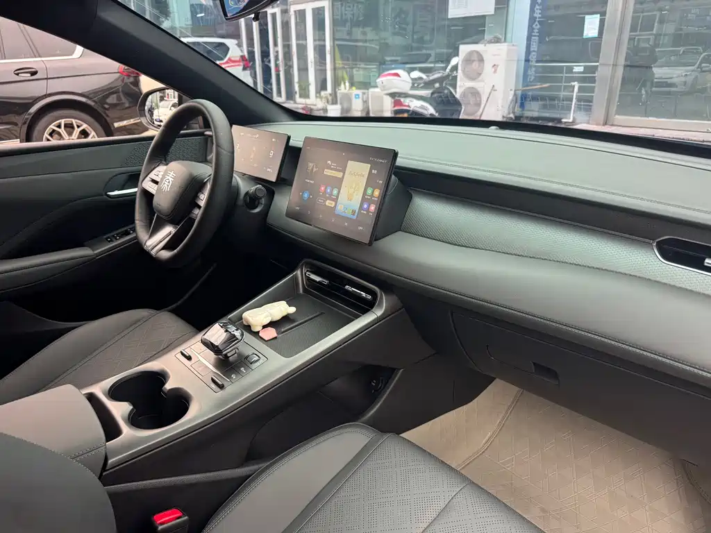 BYD Qin PLUS — миниатюра 6