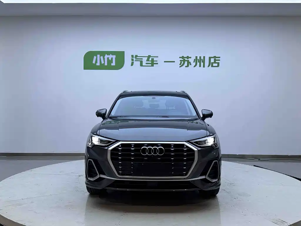 Audi Q3 2023 35 TFSI Fashion (1.4T)