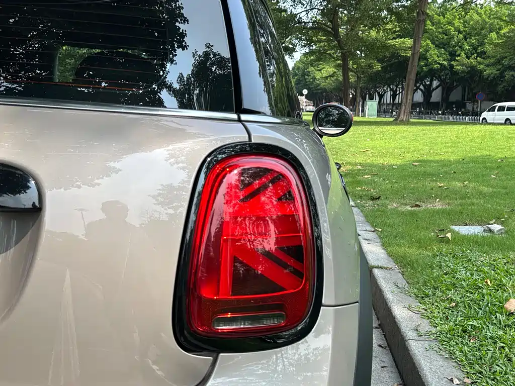 MINI Mini — миниатюра 10