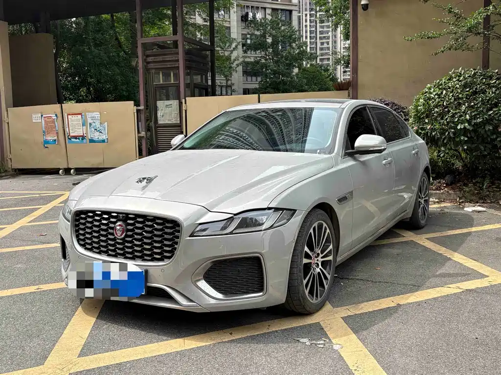 Jaguar XFL 2023