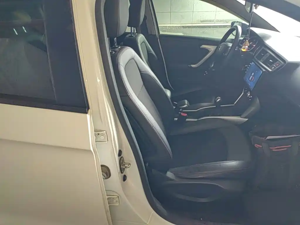 Citroen C3-XR — миниатюра 25