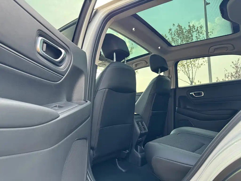 Honda Vezel 1.5L CVT Tech Edition, фото 12
