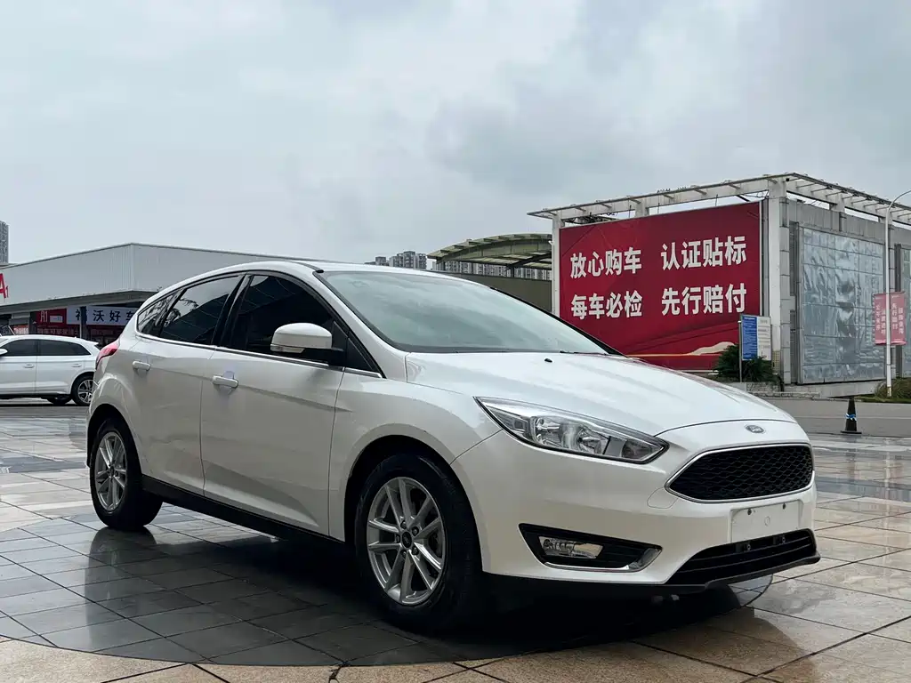 Ford Focus — миниатюра 7