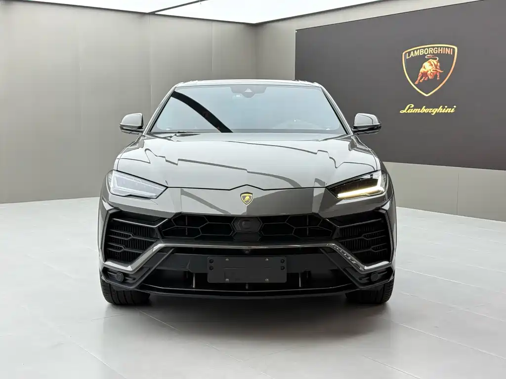 Lamborghini Urus - фото 2